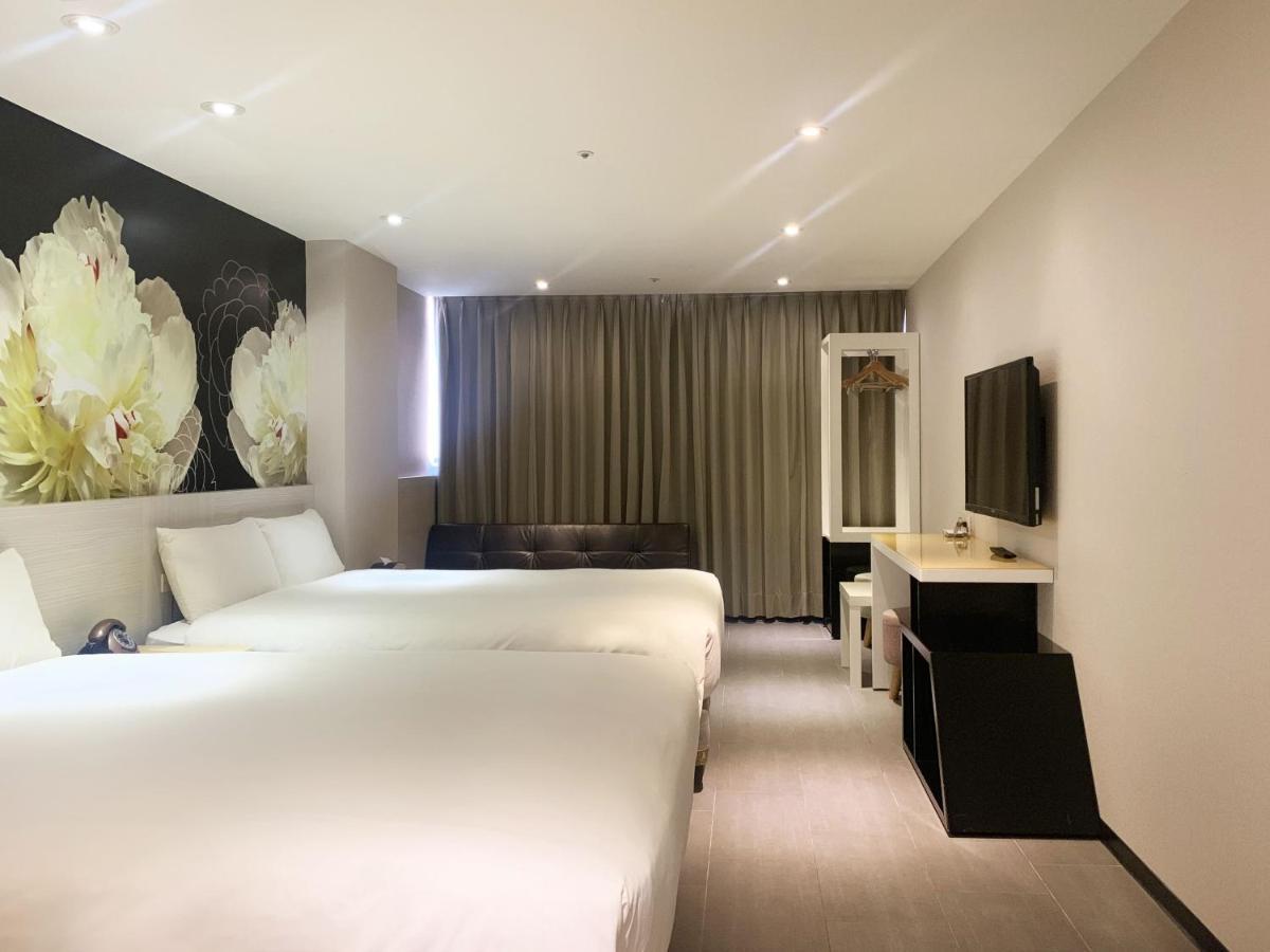 Wholesome Hotel Тайпей Екстериор снимка
