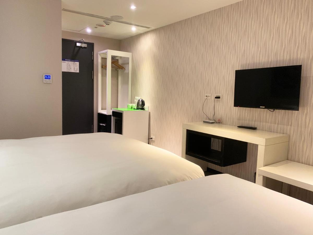Wholesome Hotel Тайпей Екстериор снимка