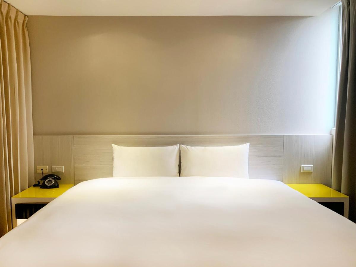 Wholesome Hotel Тайпей Екстериор снимка