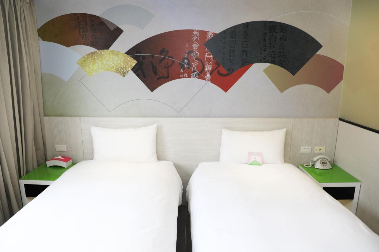 Wholesome Hotel Тайпей Екстериор снимка